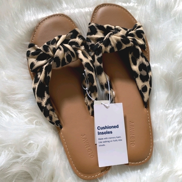 Old Navy "KNOTTED-TWIST" Slide Sandals - Picture 3 of 4